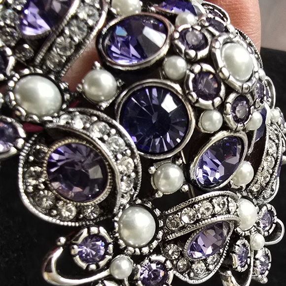 Joan Rivers collection Brooch - Picture 2 of 3